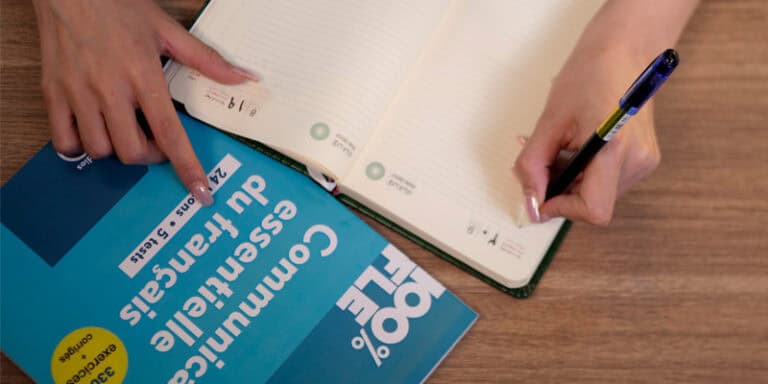 پکیج آموزش زبان فرانسه - یادداشت برداری
